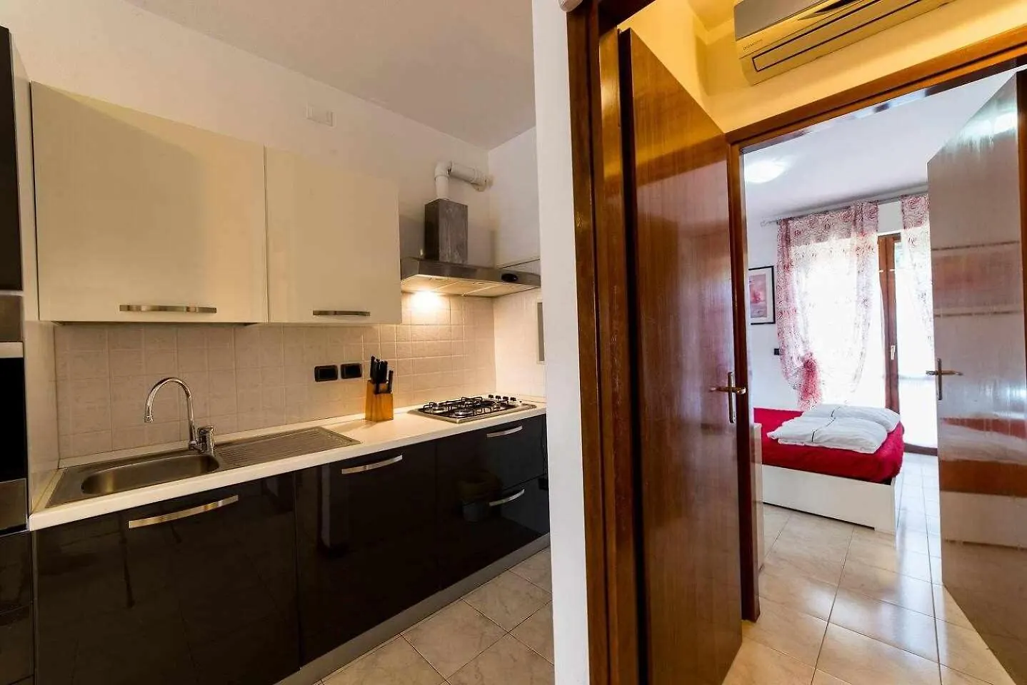 Appartamento Residence Mokyd13-Piscina, Wifi, Giardino,Garage Lazise